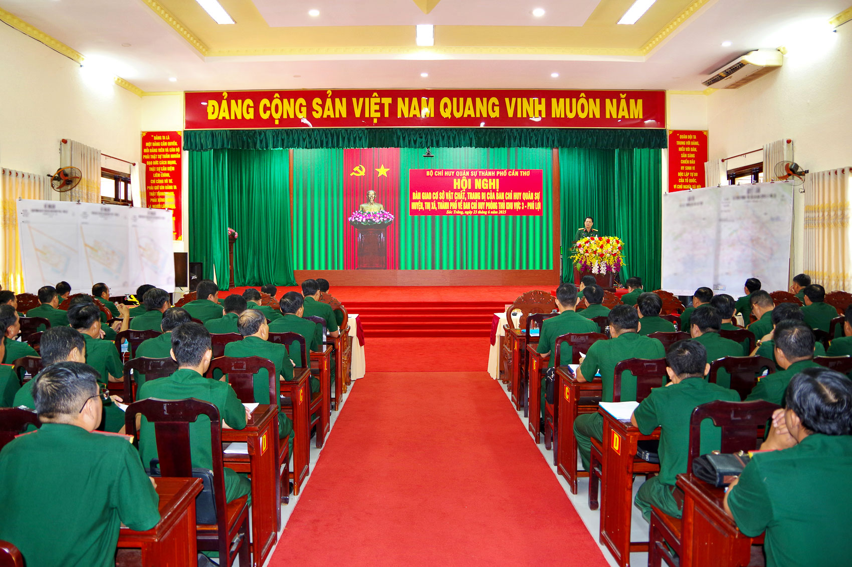 Bộ Chỉ huy Quân sự Thành phố Cần Thơ: Bàn giao cơ sở vật chất, trang bị của ban chỉ huy quân sự huyện, thị xã, thành phố về Ban Chỉ huy phòng thủ Khu vực 3 - Phú lợi