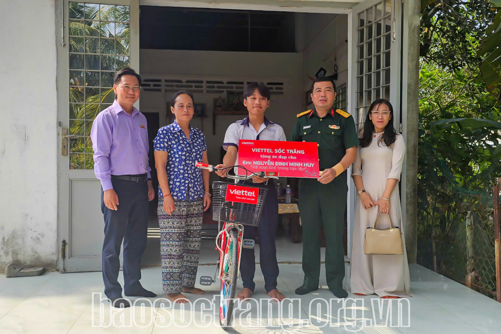 Nguyễn Đinh Minh Huy: Cậu học trò biết nuôi dưỡng ước mơ